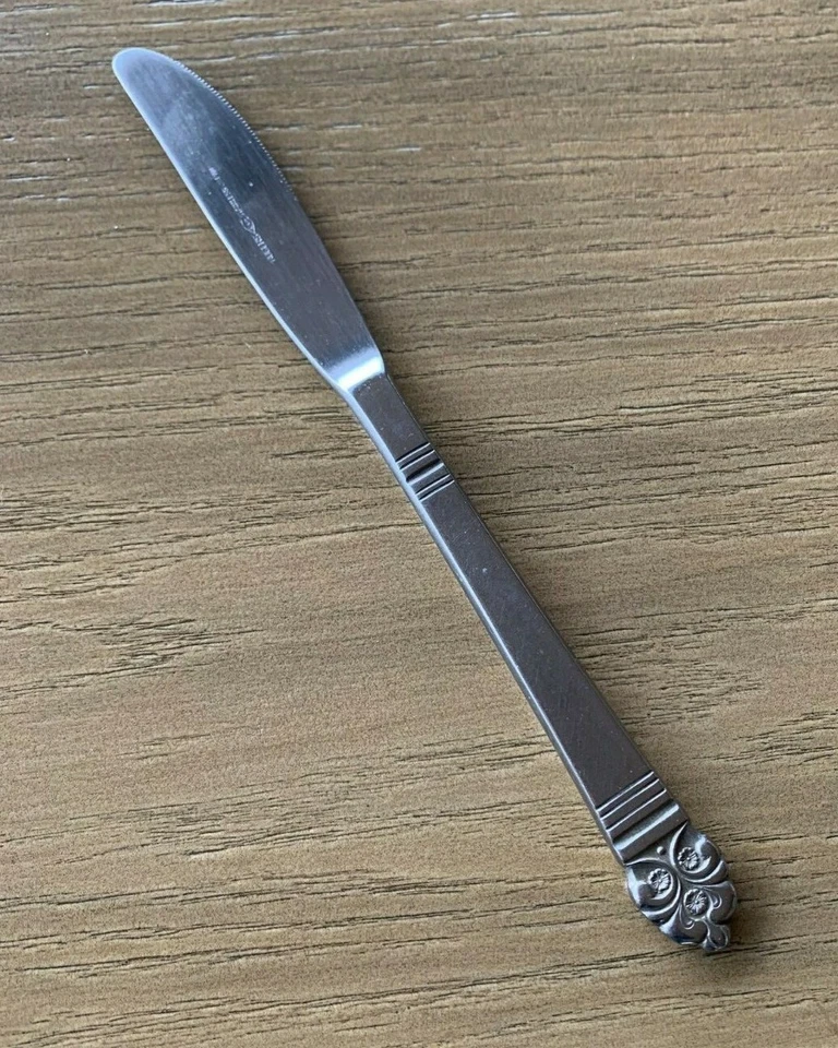 1 Solid Dinner Knife Highmont Stanley Roberts Rogers Japan Stainless Burnished  - Image 1 of 1