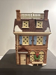 Dept 56 Heritage Village Disney Parks Village Series - Olde World Antiques #ll - Picture 1 of 4