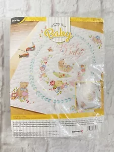 Kit de punto de cruz con edredón estampado para bebé dulce Bucilla® - Imagen 1 de 3