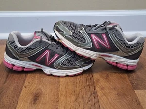New Balance B 770 V3 Women's Susan G Komen Breast Cancer Running Shoes SZ 8 - Picture 1 of 8