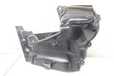 Mercedes-Benz C63 AMG 2017 cubierta del panel aislante 2056205701  Foto 1 de 4