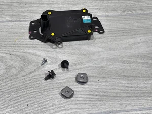 2018-2020 Toyota Camry LE XLE front Cruise control Distance Radar 88210-06010 - Picture 1 of 8