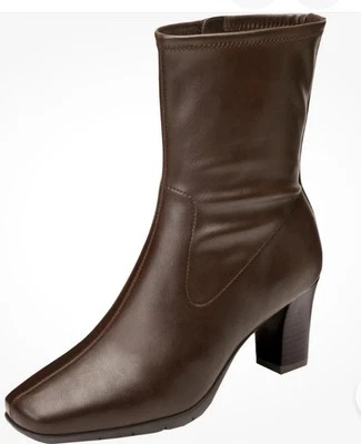 Женские сапоги на коричневом каблуке с аэрозолями 9 М - Изображение 1 из 3