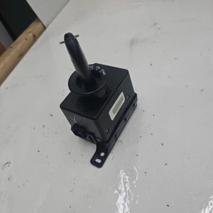 09 10 11 12 Volkswagen Routan Ignition Switch Module W/ Key Node 68068868 - Picture 1 of 5