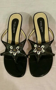 Women's Thong Sandals Bisou Bisou 8 M Shells & Beads, Black Leather M 2 1/2"heel - Picture 1 of 4