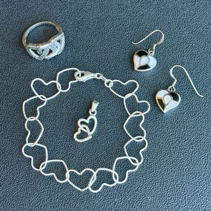 Beautiful 925 Sterling Silver Heart Hearts Jewelry Ring , Bracelet & Earrings  g - Picture 1 of 24