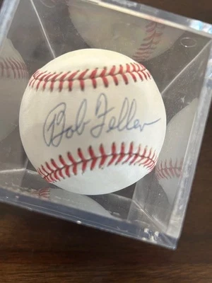BOB FELLER  AUTOGRAPHED BASEBALL AUTHENTICATED BY PSA  AP63884 MINT - Image 1 of 3