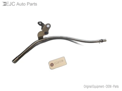 Tubo de varilla de medición de aceite de motor Nissan Altima 2015 2,5 Foto 1 de 4