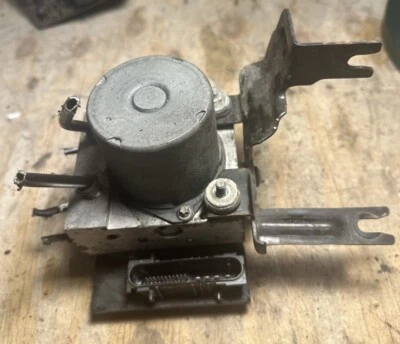 Nissan Versa 2010-2012 módulo bomba abs freno antibloqueo 47660-zn90b oem Foto 1 de 4