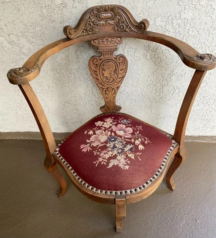 Victorian Corner  Chair Cover