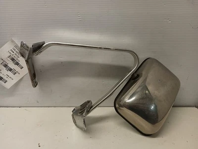 Passenger Right Side View Mirror from 1987 Ford F250 12149098 - Image 1 of 4