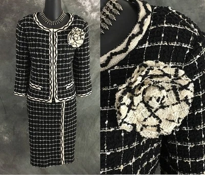 BEAUTIFUL st john knit black white multi jacket skirt suit size 4 - Image 1 of 4