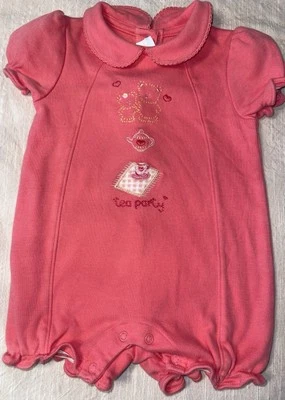 Mameluco de fiesta de té bordado vintage TKS Basics 3/6 meses. Foto 1 de 4