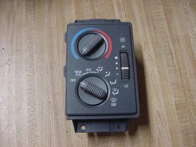 94-97 Chevy Blazer S10 GMC Jimmy Sonoma Temperature Climate Control A/C - Image 1 of 4