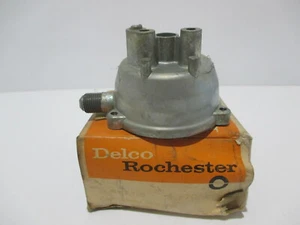 NOS 1959-1961 OLDSMOBILE GM DELCO 2 BARREL CARBURETOR CHOKE HOUSING #7013540 - Picture 1 of 3