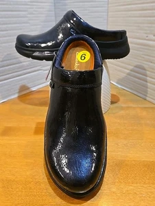 Clarks Womens Clarks Pro Clog Slip Resistant Navy Patent Leather US 9 - Picture 1 of 12