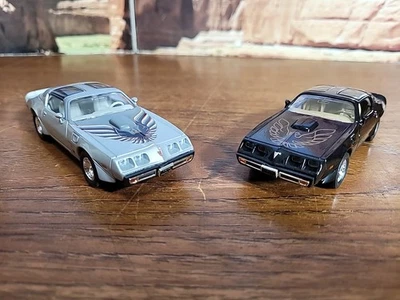 Road Signature 压铸 1979 年庞蒂亚克 Firebird 1:43 — 第 1/4 张图片