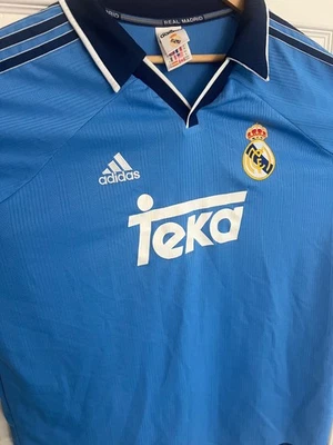 Camiseta de futebol Adidas ClimaLite vintage REAL MADRID TEKA masculina azul/branca GG - Imagem 1 de 4
