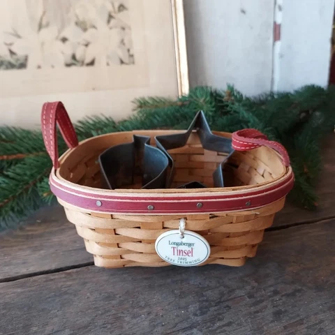 LONGABERGER CHRISTMAS BASKET, TIINSEL TIE-ON, 2005 Cover