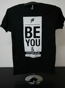 T-shirt BE YOU & NOTHING ELSE piccola nera - Foto 1 di 7