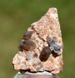 Quartz fumé & Microcline 34 gr - "Black Hole" Pocket, Park County, Colorado, USA - Picture 1 of 6
