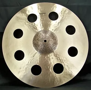 Sabian Prototype HHX 18" Complex O-Zone Crash Cymbal/New-Warranty/1124 Grams - Picture 1 of 8