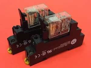 Allen-Bradley - P/N: 700-HN121 - Relay Docket w/ 700-HK36Z24 Relay - LOT OF (2) - Picture 1 of 3