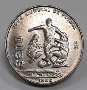 1986 Mexico 200 Pesos Copper-Nickel Coin  World Cup  BU