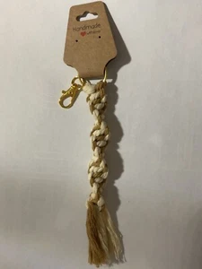 Handgefertigte Schlüsselanhänger (Makremae) - Bild 1 von 3