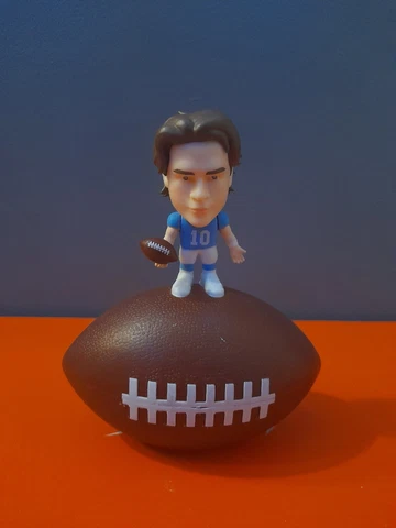 Unused Justin Herbert SMOLS NFL Superstars Series 2 (2022) Action Figure w/ case Cover