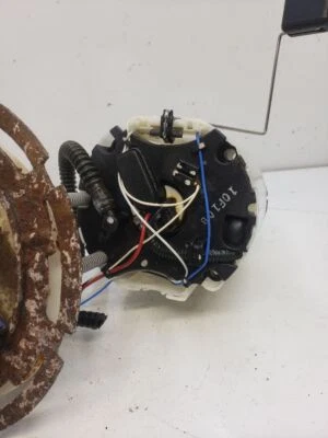 Bomba de combustible usada se adapta a: Chevrolet Malibu 2011 conjunto de bomba 2,4 L VIN 0 octavo dígito op Foto 1 de 4