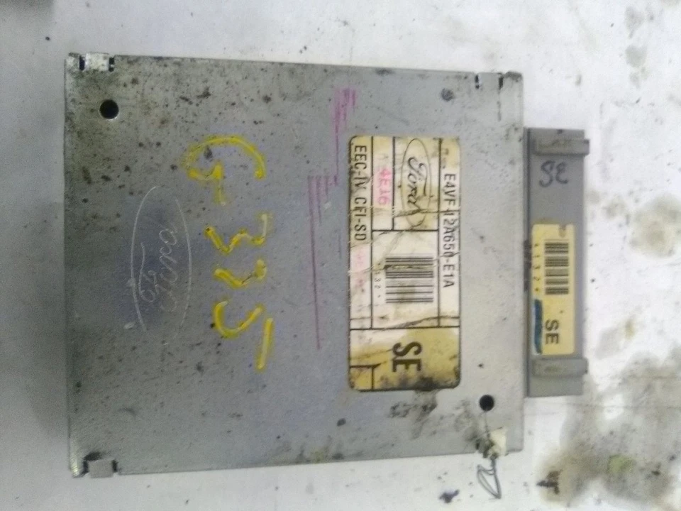 Módulo de control electrónico 84 Mercury Marquis Engine ECM 6-232 3,8 litros federal Foto 1 de 3