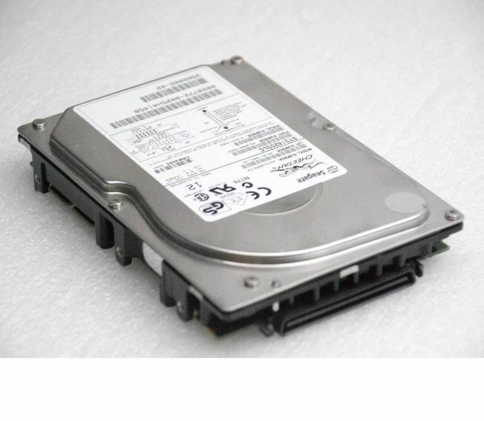 18 GB HDD Hard Drive Seagate ST318203LC P/N 9L8006-026 Cheetah SCSI 40-Pin #P40 - Image 1 of 1