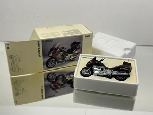 ? BMW K 1200 LT MOTORCYCLE -DARK RED MET. 1:18 rare- GOOD IN DEALER BOX - Picture 1 of 8