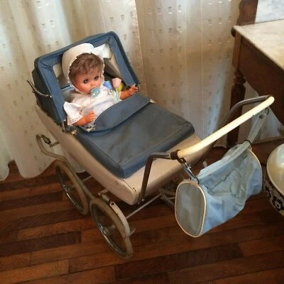 Landau Poupée en tôle jouet Ancien Marque TRIANG Année 50 - Photo 1/4