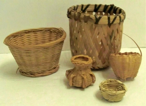 Vintage Baskets Miniature Mixed Lot Of 5 Cover