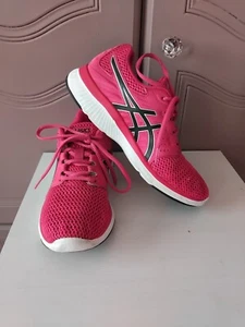 Womens Pink Asics Trainers Gel Moya 5 - Picture 1 of 10