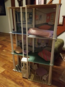Barbie 3 Story Furnished Townhouse 3764 table chairs bed elevator - Picture 1 of 12
