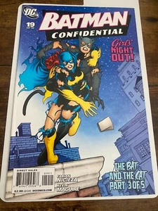 Batman Confidential #19 2008 DC Comics Batgirl Origin Part 1 Classic Key Issue - Picture 1 of 7