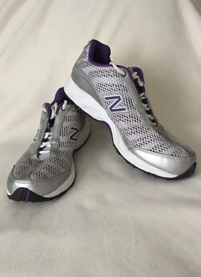 Womens New Balance Purple Running Shoe size 9.5 abzorb 570 Stability  - Image 1 of 4