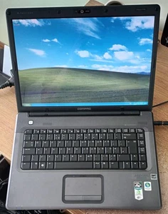 Compaq Presario F700 Laptop Dual Boot XP/Windows 7 15.4" 2GB 120GB SSD NVIDIA - Picture 1 of 18