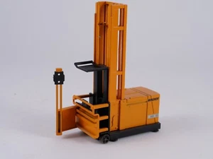 NZG Nr. 328 Modellnr Wagner Kombistapler MX30 1/35 - Bild 1 von 6