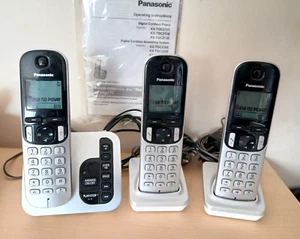 Panasonic KX-TGC220E Cyfrowy zestaw telefonów bezprzewodowych Potrójny - Odbieranie Blok połączeń telefonicznych - Zdjęcie 1 z 4