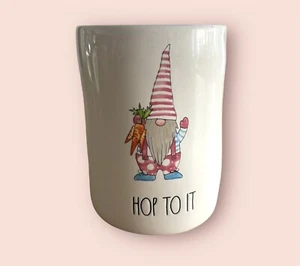 Hop To It Rae Dunn Easter Pencil Holder Cup Cute Gnome Figure  - Bild 1 von 7
