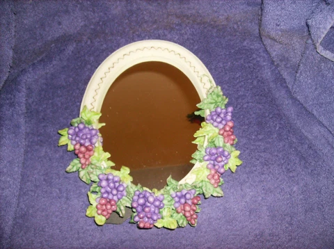 NEW PURPLE GRAPES MIRROR HANG OR STAND CERAMIC 8-1/2" x 10" H NEW IN BOX Cover