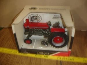 1/16 Massey Ferguson 1150 Spielzeugtraktor - Bild 1 von 4