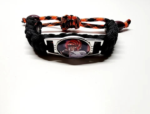 Cincinatti Bengals Adjustable Charm Bracelet Fan Apparel & Souvenir Football NFL Cover