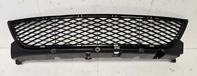 Mazda 3 2004-2006 sedán parrilla inferior delantera texturizada OEM MZ07089GA Foto 1 de 4