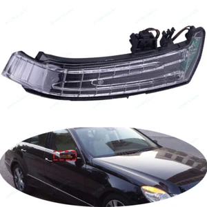 Right Side Mirror Turn Signal Blinker Light For Mercedes Benz C E S CLS GLK CLA - Picture 1 of 4