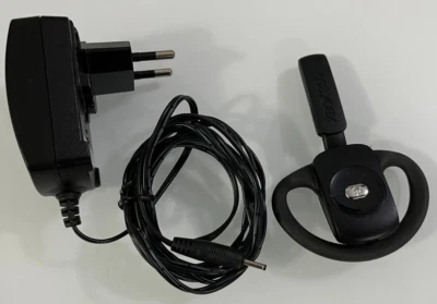 MICROSOFT AURICOLARE WIRELESS ORIGINALE NERO + ALIMENTATORE CON CAVO XBOX 360 - Immagine 1 di 4